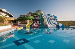 DELPHIN IMPERIAL Pools & Beach